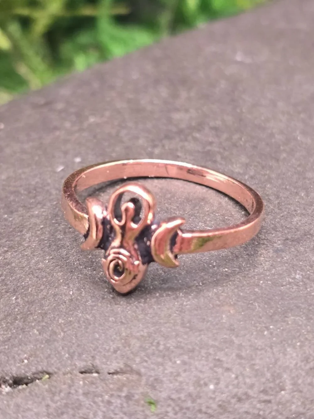 Copper Fertility Goddess Triple Moon Ring Size 8 Spiral Mother Jewelry Descript